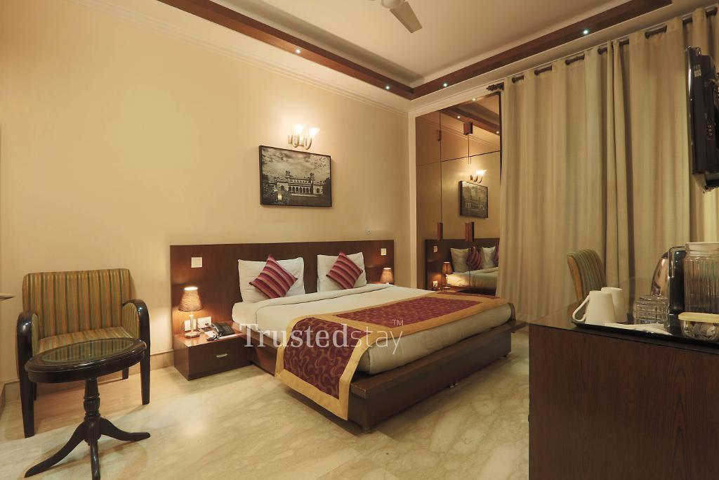 Bedroom at a Trustedstay property in Delhi-NCR | Plot #153 ( DEFED1 )